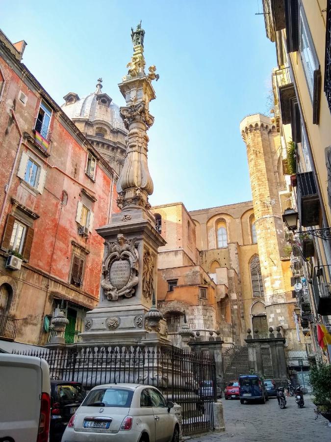 Grande & Caratteristico Dietro La Cattedrale 那不勒斯 外观 照片